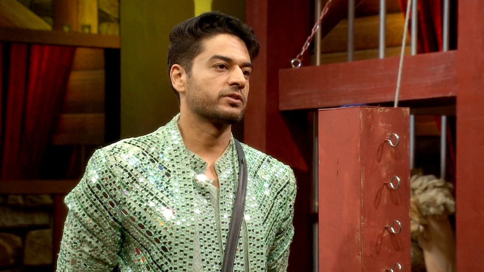 bigg boss 19 farhana returns gaurav khanna chooses her re entry over half ration half plate in bigg boss 19