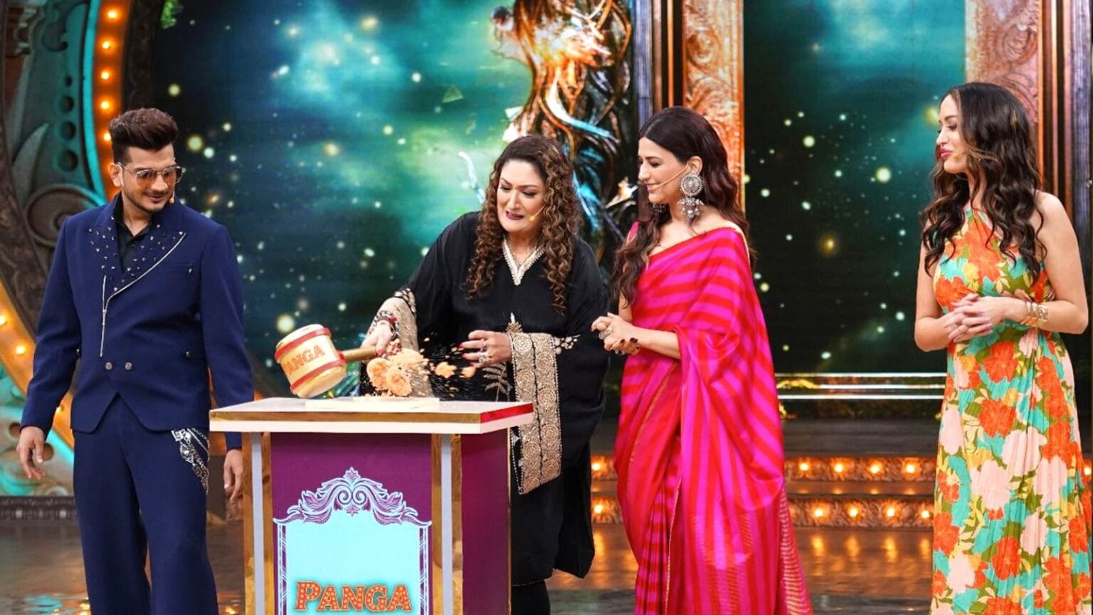 sunita ahujas shocking confession on pati patni aur panga govinda flirted with many but sonali bendre hi bach gayi